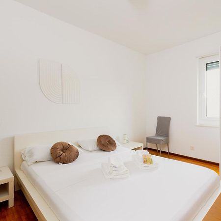 White - Lg - Sangottardo26 Διαμέρισμα Λουγκάνο Εξωτερικό φωτογραφία
